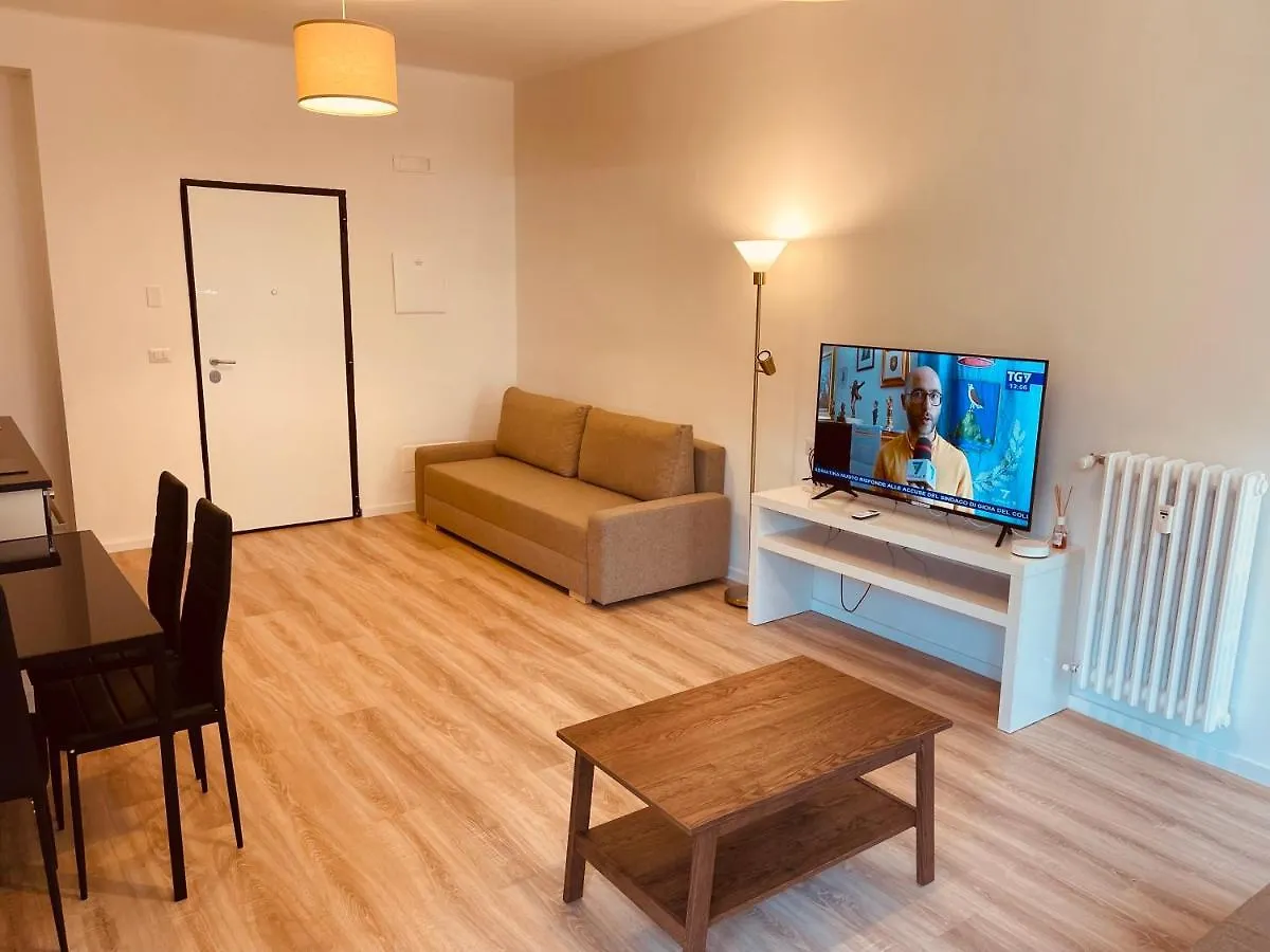 Moderno Home 1 Bari Italy